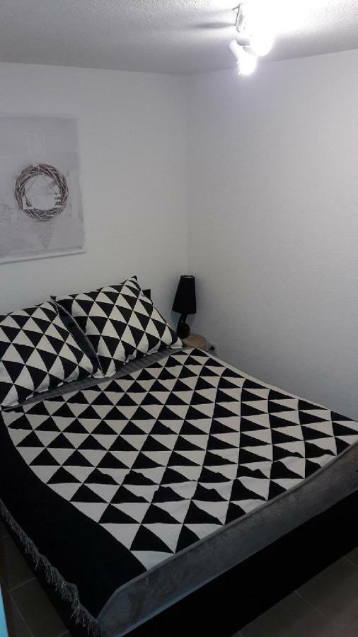 Apartament T 2 Cosy Dans Le Centre Historique Le Puy-en-Velay Zewnętrze zdjęcie